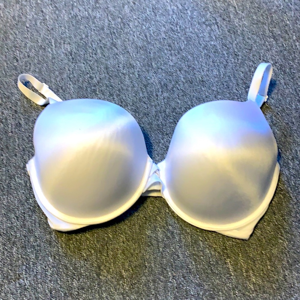 New Victoria’s Secret Padded Perfect Coverage Bra - White Satin - 36DDD